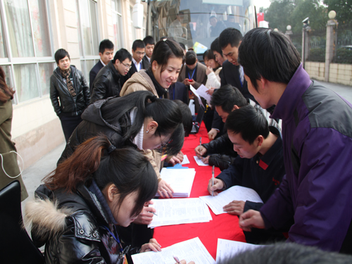 ʢ��F�M���T���x�իIѪһ�f�����