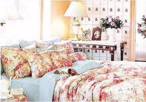 色彩展示早春炫彩時(shí)尚床品