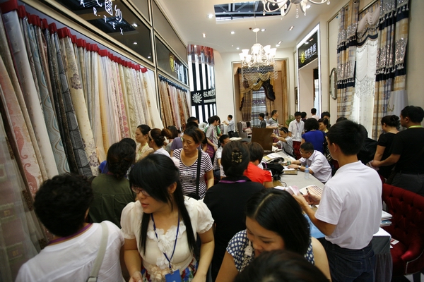 ʮ�fչ�^Ʒ�ƅR�ۼҾ��Ї�ʢ�r��ǰ����2012���������ڇ��H�Ҽ���ˇ�߼Ҿ��b�չ�[������3��¡�����_