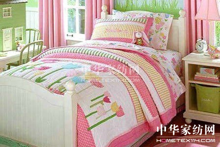 ���`���r��ͯ��Ʒ�����{