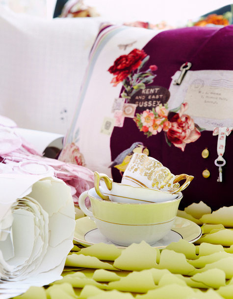 ��Ů�OӋ����ܰ���¼Ҿ�