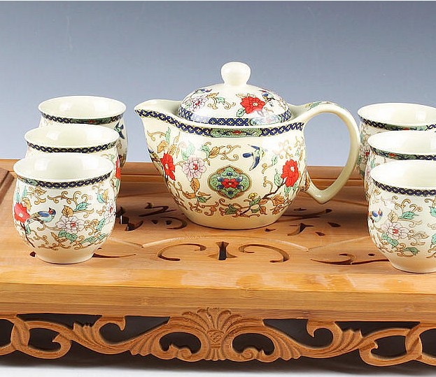 精致茶具造就優(yōu)雅品味
