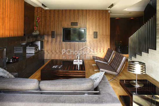 客廳設(shè)計(jì) 閣樓公寓翻新打造奢華的頂樓空間(一)