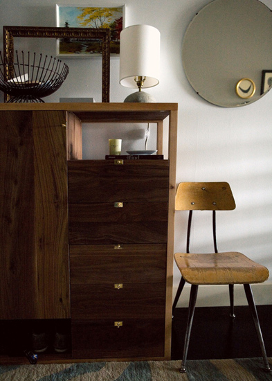 ���f�Ҿ������ռ{��һ��