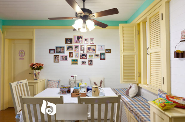 �{��ɫ�{��Ӣʽ��@�L