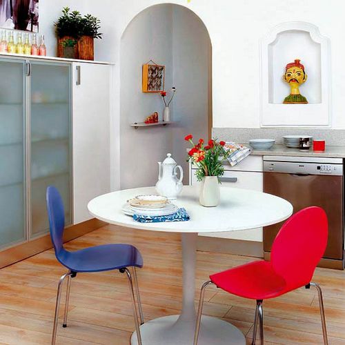 ��ɫ���fԒ���˶�ʵ��҃�(n��i)��ɫ(һ)