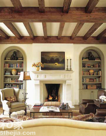 優雅再現復古風的客廳裝修欣賞一