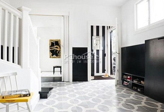 純白色謎樣的風情