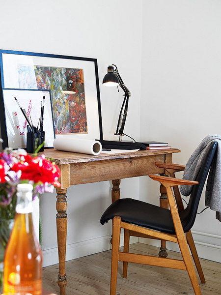 һ���˵ĺ��ΰ�ɫ����