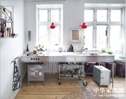 洋妞甜蜜溫馨糖果色誘惑兩居室