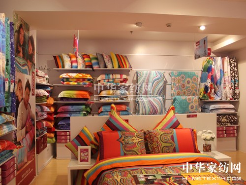 曼卡蕾的“快時(shí)尚、漫生活”