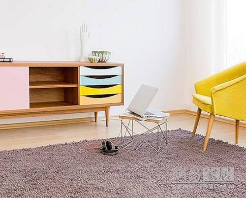 �ļ��ҾӐ��ϱ����ɫ