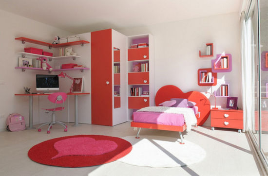 ��ͬ���}ɫ�ă�ͯ���b��