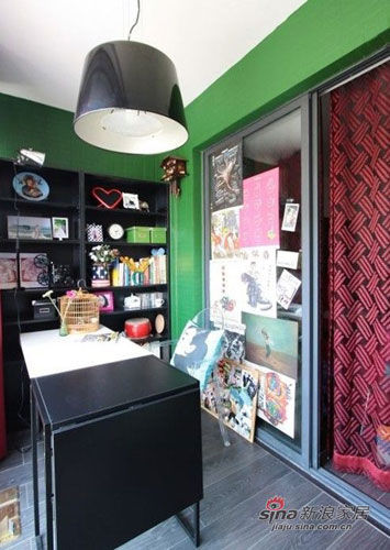 60��ƽ�׵ĺ�ɫ����������