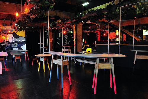 ���m�ӵ��������ӵĄ���ɫ��