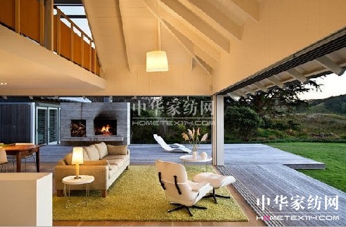 �����{��̺������m��߅��լ