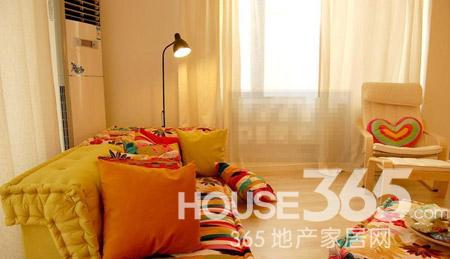 �Ҿ����θ���80���ǻ۸���70ƽ�@�G���ۼ�(1)