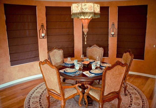 �Wʽ���b��ľ����ʯ�Ҿ߸��F���A�L(��)