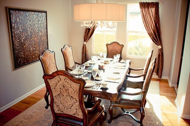 �Wʽ���b��ľ����ʯ�Ҿ߸��F���A�L(��)