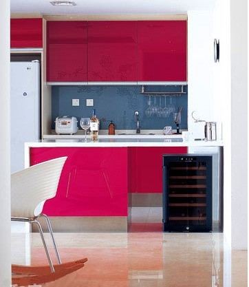 ���s�N���OӋƷ�ҾӾ�������