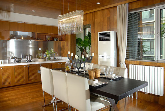 ���s�N���OӋƷ�ҾӾ�������