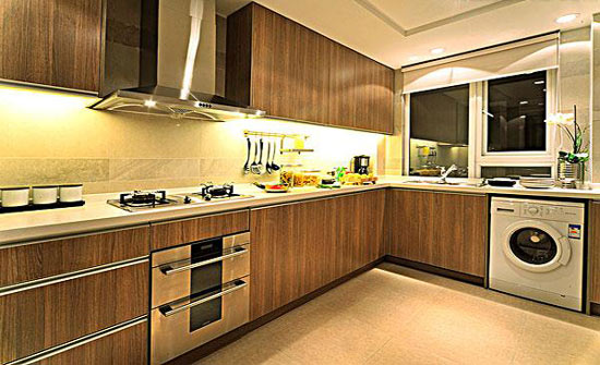 ���s�N���OӋƷ�ҾӾ�������