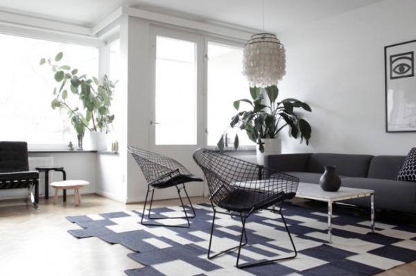 ���㽛��F���ڰ׼Ҿ��OӋ(2)