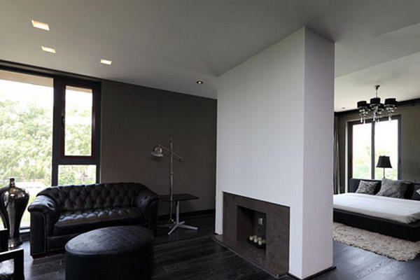 ���㽛��F���ڰ׼Ҿ��OӋ(3)