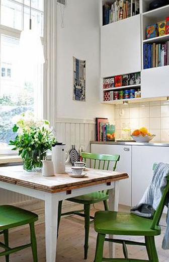 8����ɫľ�ذ������`��