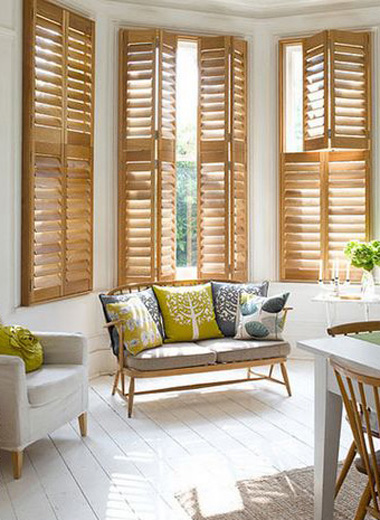 8����ɫľ�ذ������`��