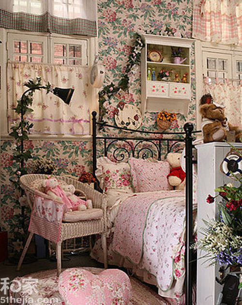 10��ۼt���}���bСŮ�ˉ���֮��