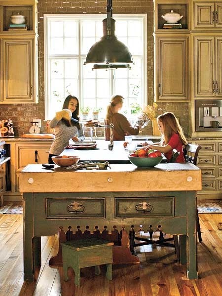 �������C��Ȼ���¾Gɫ�N���OӋ