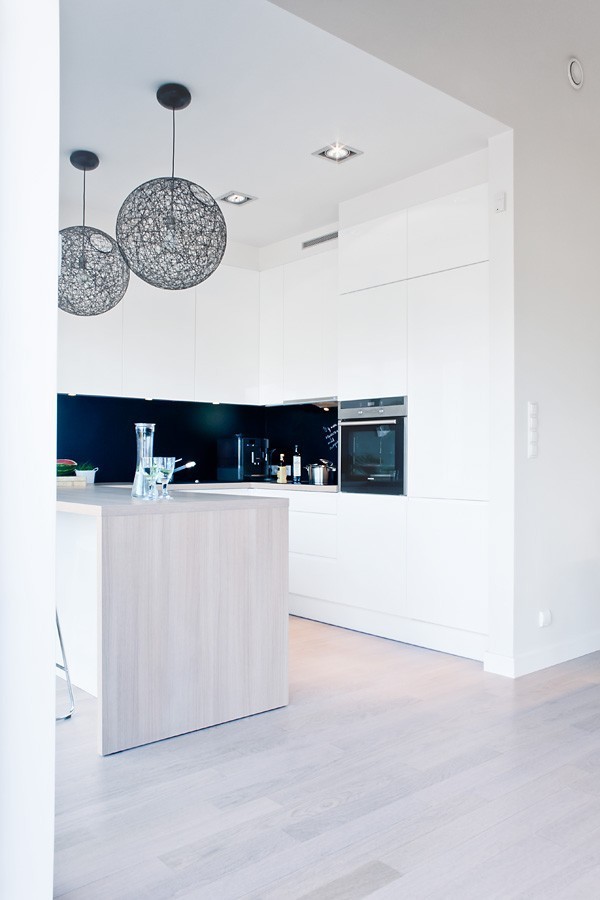 波蘭時(shí)尚簡(jiǎn)約公寓設(shè)計(jì)賞析