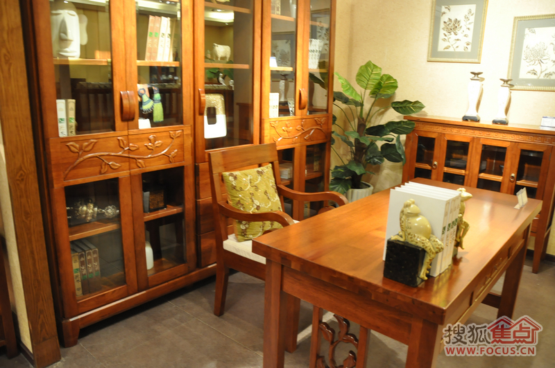 ���������|����Ȼ��ԭľ�Ҿ�