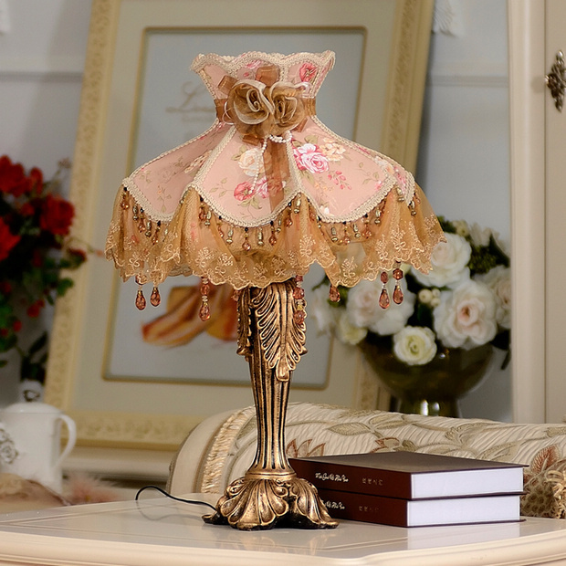 唯美蕾絲臺(tái)燈甜蜜浪漫的童話世界