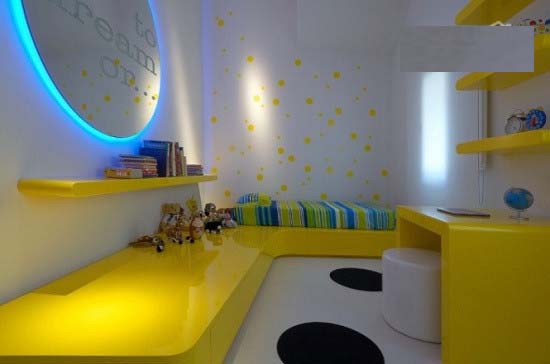 15�������Sɫ�b�����p