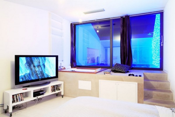 �_��������g������e��LOFT(��)