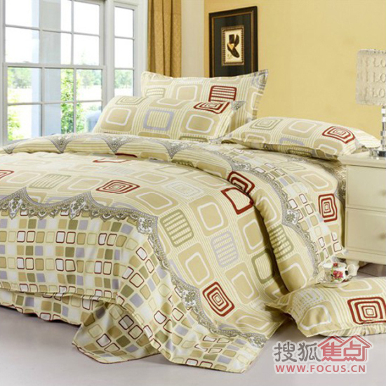 ɫ�ʷ���10��r�д�Ʒ���һ��