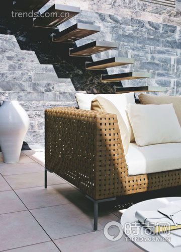 ¶�_�ە����O(sh��)Ӌ������Ȼ�L(f��ng)��