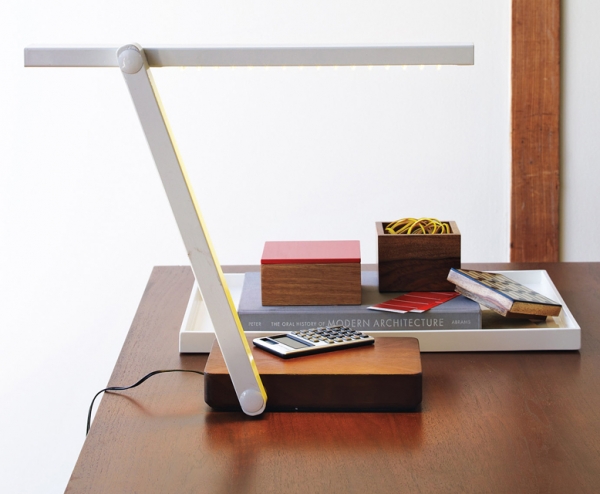 WestElm藏品:“可持續發展”環保書桌