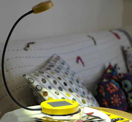 ��ɫ��ˇ�b��䲻ͬ�L(f��ng)��͏d