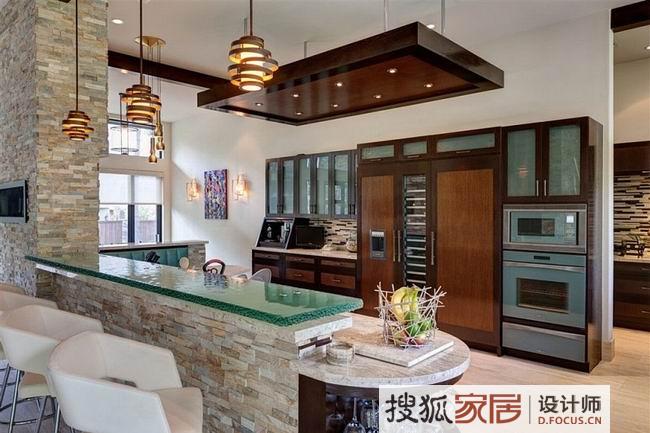 �H����Ȼ������˹�D���e�e��