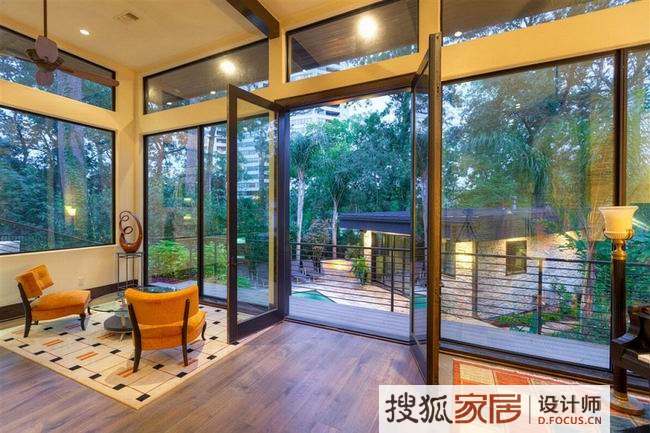 �H����Ȼ����(gu��)��˹�D���e�e��