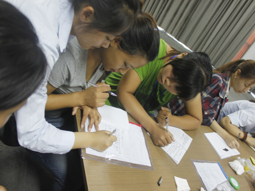 �Pʢ�Ҽ�2012�ﶬ��Ʒ��Ӗ(x��n)��(hu��)�A�M(m��n)�ɹ�