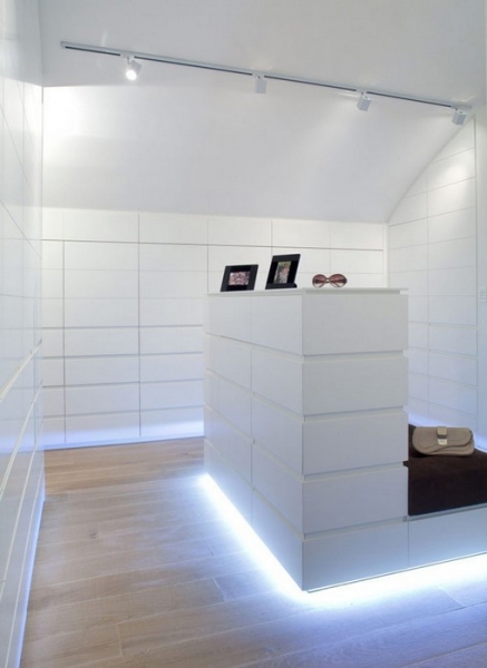 ����ؐ������լ�ǂ��y��Ħ�ǽ���