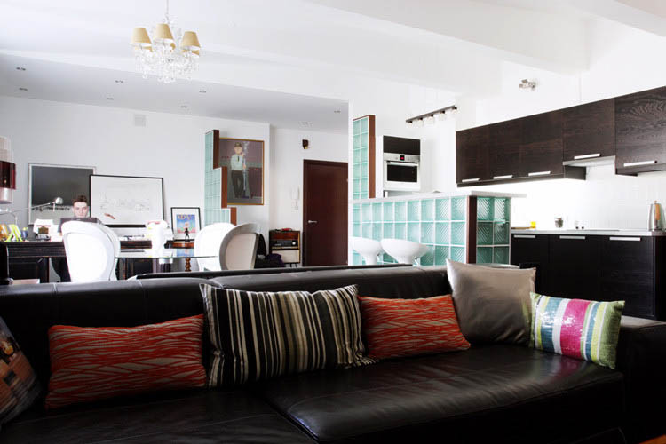 ���s�еľ���Ī˹�Ƶĳ��⹫Ԣ