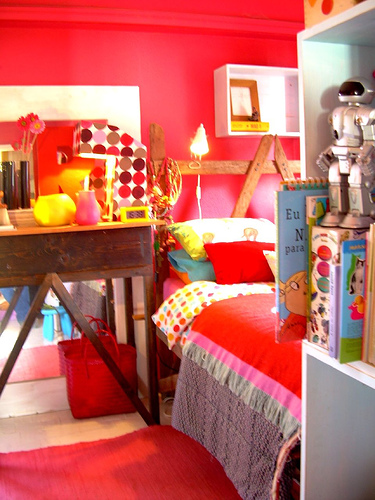 �n���������С�YŮ�Ć���С�C