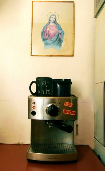 ɫ�ʼ��ʵ�ˇ�g֮�һ���L��Ԣ