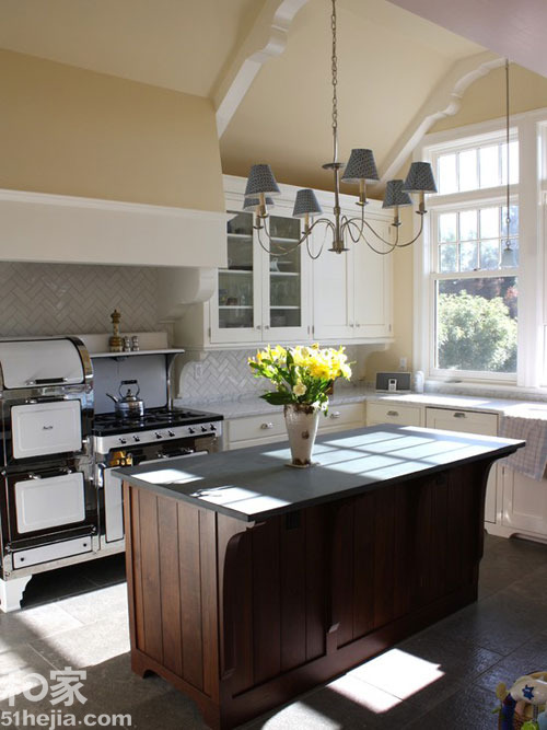 10�����W�L(f��ng)��N���������{(di��o)����