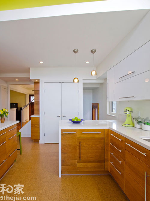 10�����W�L(f��ng)��N���������{(di��o)����